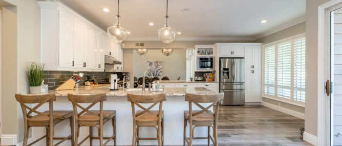 pexels-terry-magallanes-2635038